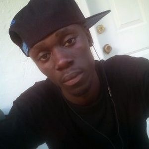 Meet your Posher, Larry